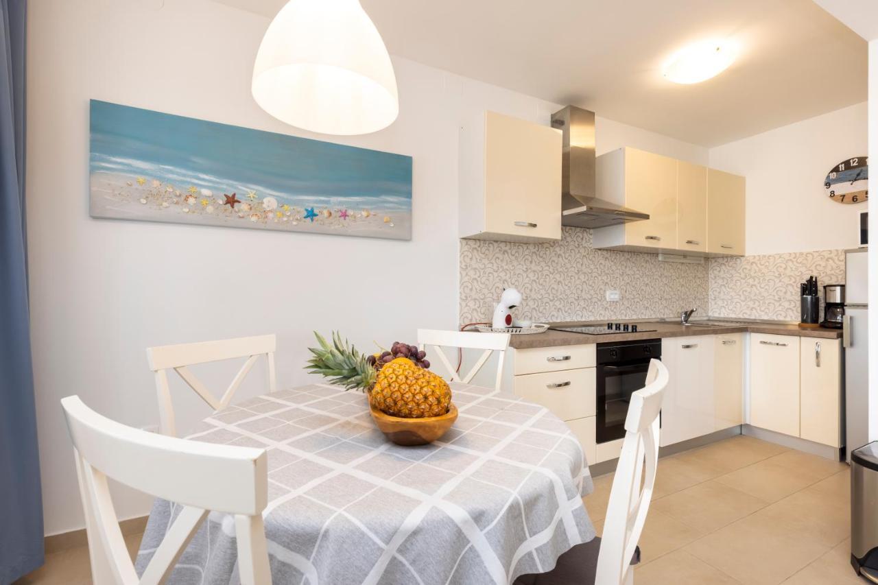 Apartments Divna Mali Lošinj Esterno foto