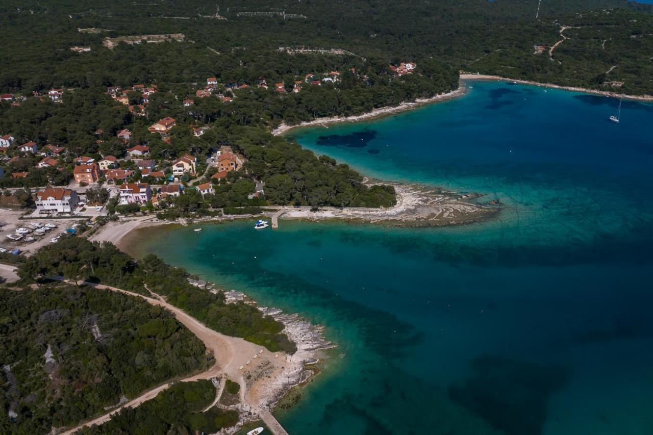 Apartments Divna Mali Lošinj Esterno foto