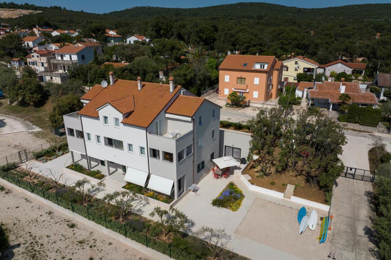 Apartments Divna Mali Lošinj Esterno foto