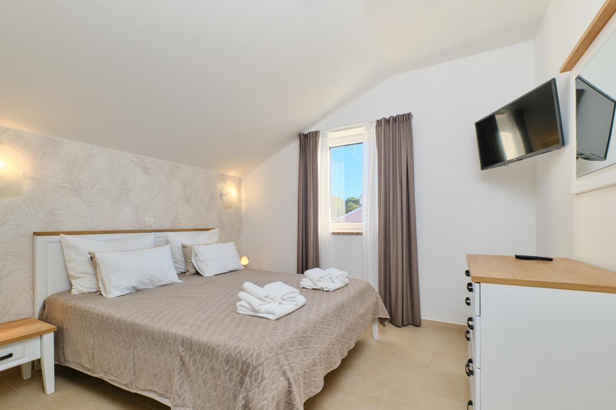 Apartments Divna Mali Lošinj Esterno foto