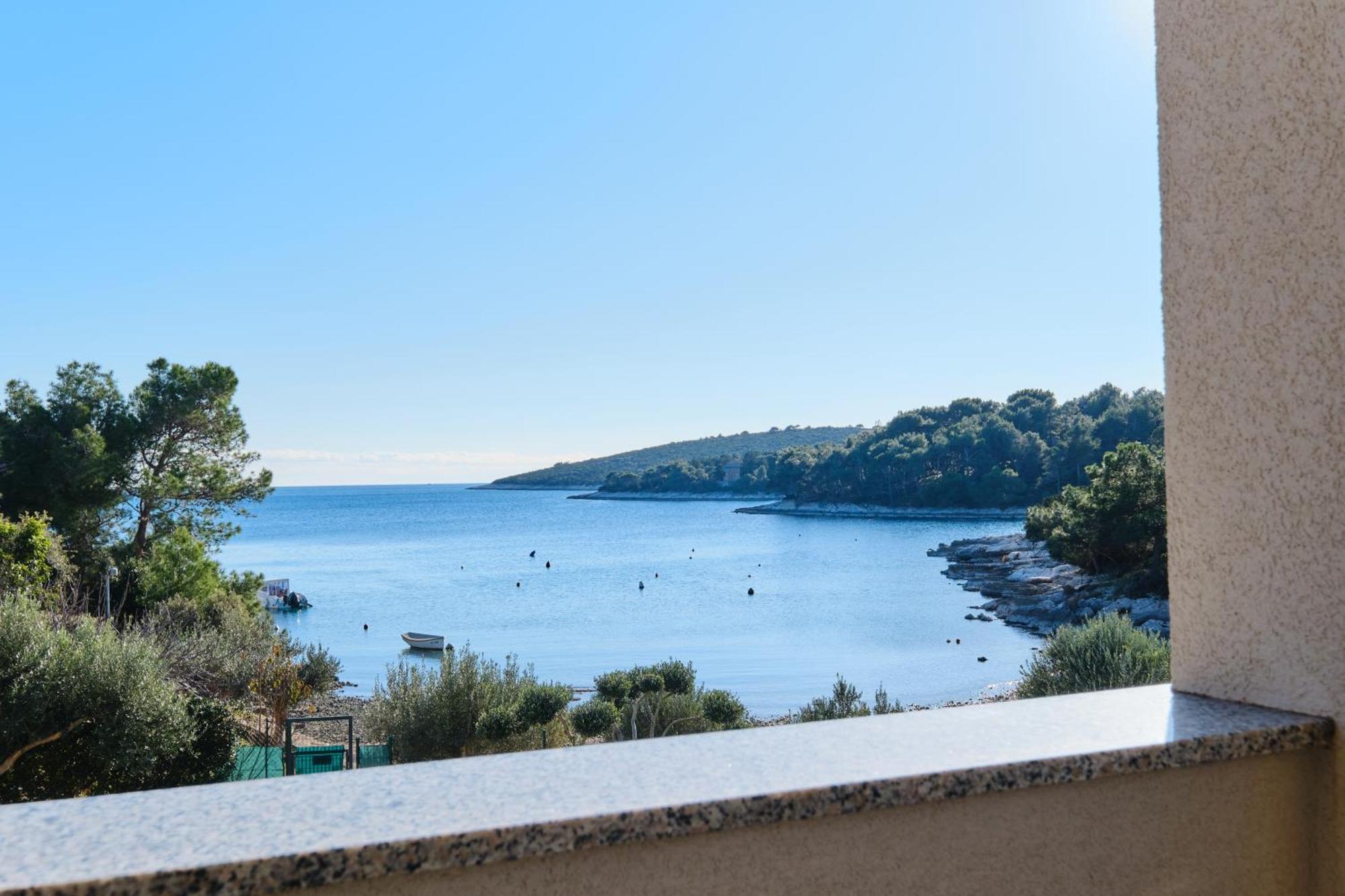 Apartments Divna Mali Lošinj Esterno foto
