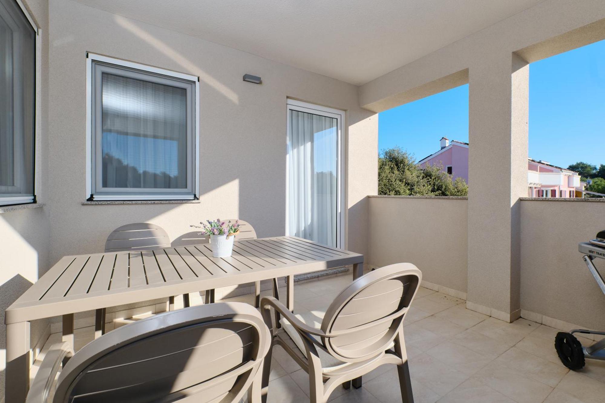 Apartments Divna Mali Lošinj Esterno foto